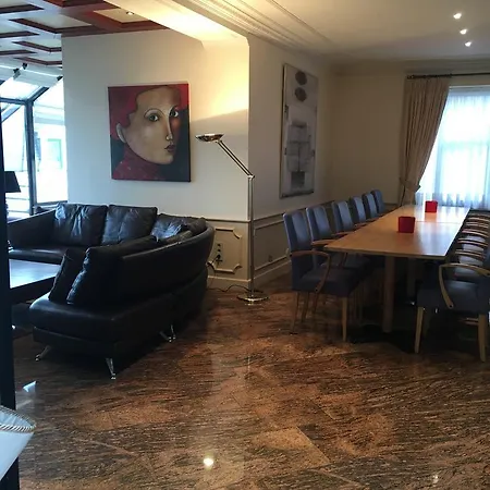 Les Residences Du Mont Saint Martin Tatil Evi
